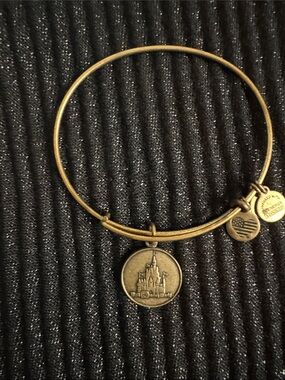 Alex and Ani Walt Disney World Castle Bracelet